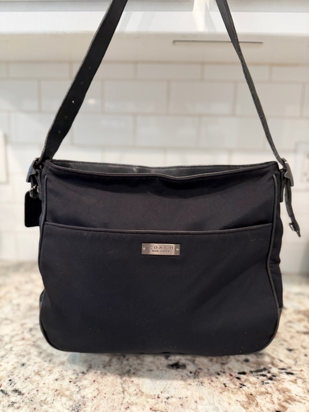 Coach Black Nylon shoulder vintage Bag - Classic Everyday Shoulder Bag - Picture 3 of 16
